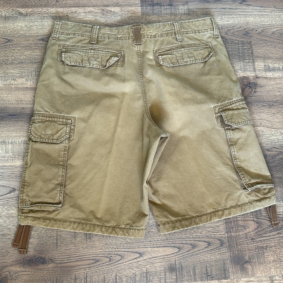 OLD NAVY Men's Tan Cargo Shorts - Picture 2 of 7